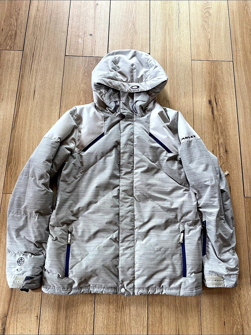 Oakley Down Puffy Ski Jacket & Pants Set in Purple & Gray